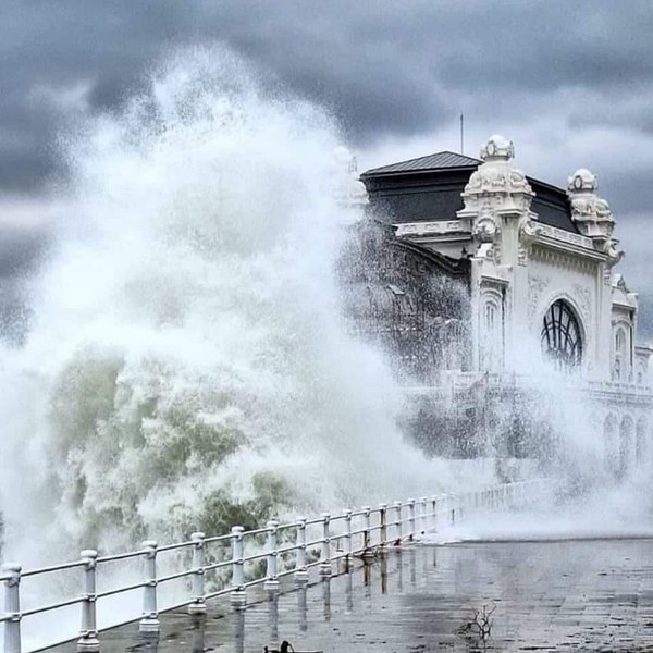 Litoralul românesc, tărâmul uraganelor. Un expert estimează că fenomenele extreme din Marea Neagră vor fi tot mai dese EXCLUSIV