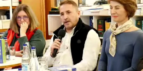 radu corozel foto captura video humanitas png