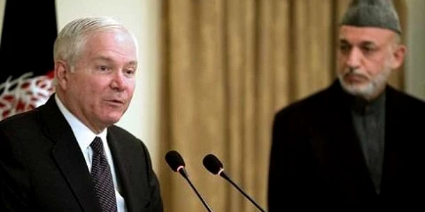 Secretarul american Robert Gates, aflat într-o vizită neaşteptată la Kabul