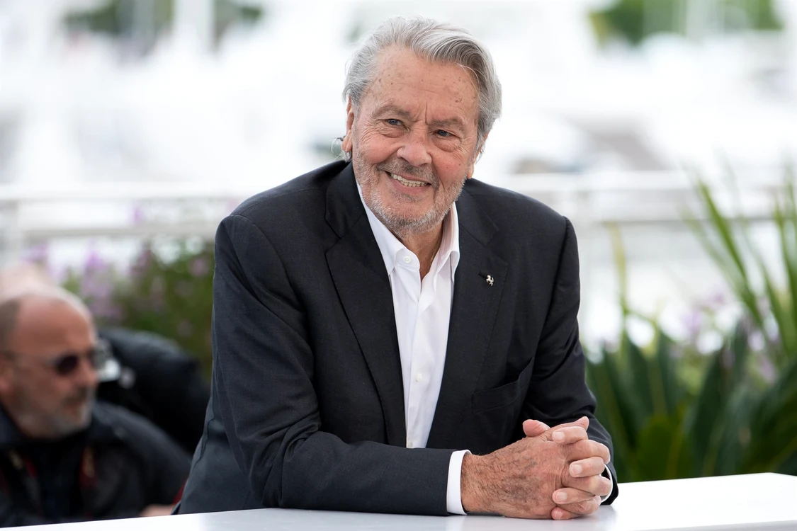 Alain Delon a murit la 88 de ani