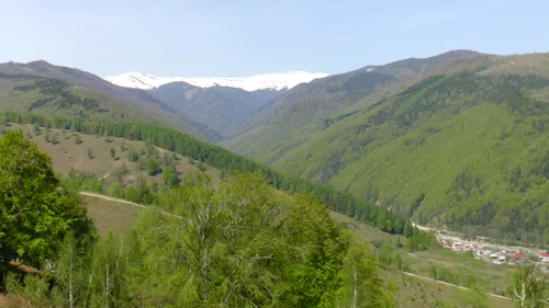 Valea Luncavățului din stațiunea Vaideeni Vâlcea Foto Informare Turistică Vaideeni 