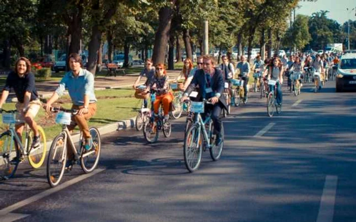 Participanţii la „Business pe Bicicletă“ au pedalat, cu avânt, către linia de final FOTO businesspebicicleta.ro