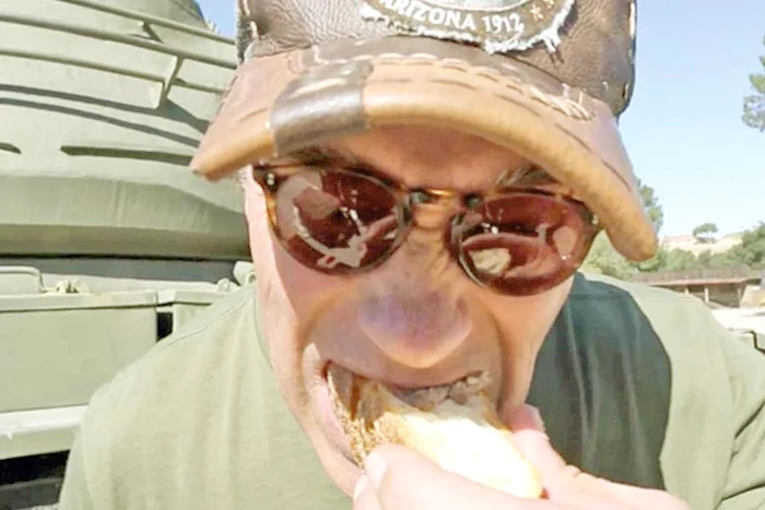 Actorul are grijă să aibă un trup de invidiat (Foto: guliver/splashnews)