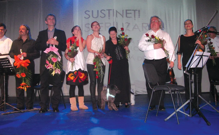 Membrii trupei Jais au participat la concertul umanitar