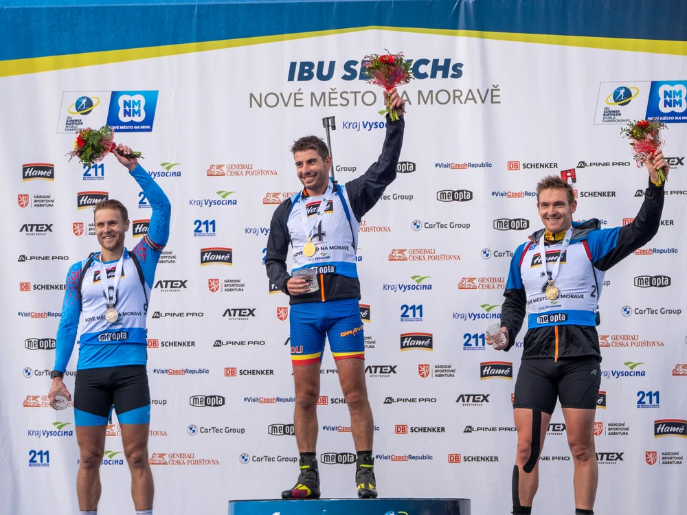 George Buta a urcat pe cea mai înaltă treaptă a podiumului din CehiaFoto: Facebook / CS Dinamo