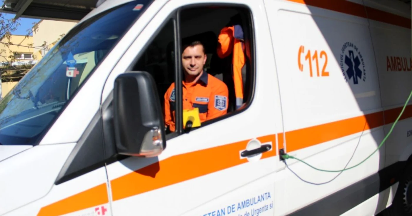 Hajdu Francisc este şofer de ambulanţă de şase ani şi nu a fost implicat în accidente FOTO A. Caraba