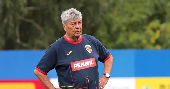 Mircea Lucescu, neputincios, la fel ca jucătorii săi. Foto Sportpictures 