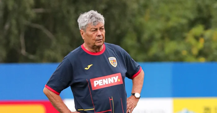 Mircea Lucescu l-ar vrea pe Drăgușin înapoi în Italia. Foto Sportpictures