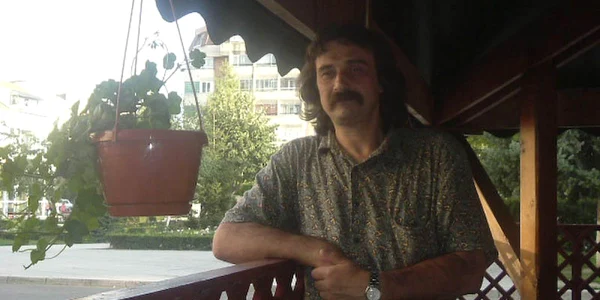Botoşani: Adrian Jacotă a fost descoperit şi promovat de Adrian Păunescu