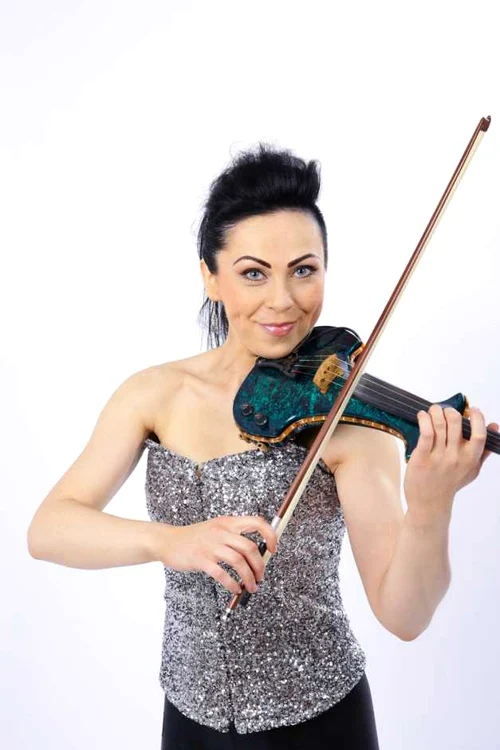 cristina kiseleff romanii au talent foto pro tv