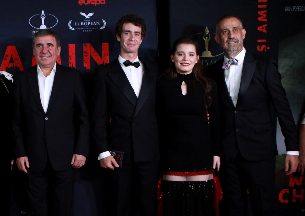 
    Marilena și Gheorghe Hagi, emoționați la premiera fiicei lor, Kirafoto: Sever Gheorghe  