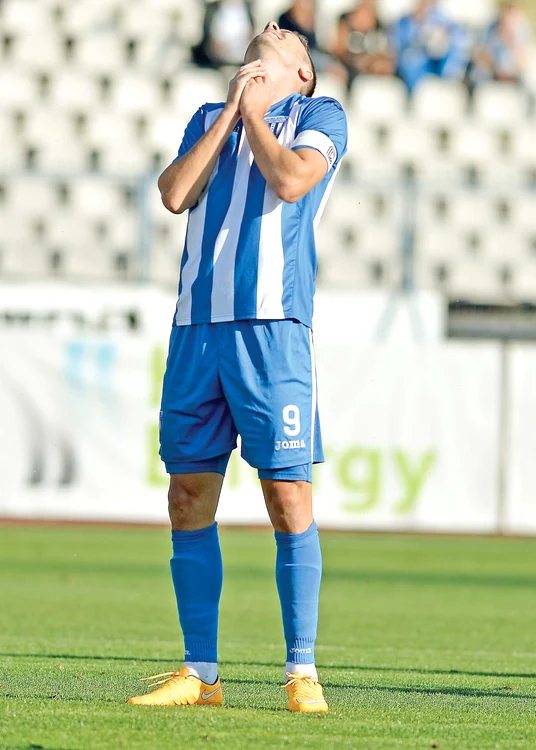 Fanii şi jucătorii din Craiova nu ştiu când vor juca pe arena ce va apărea pe locul vechiului stadion “Ion Oblemenco”Foto: Mediafax