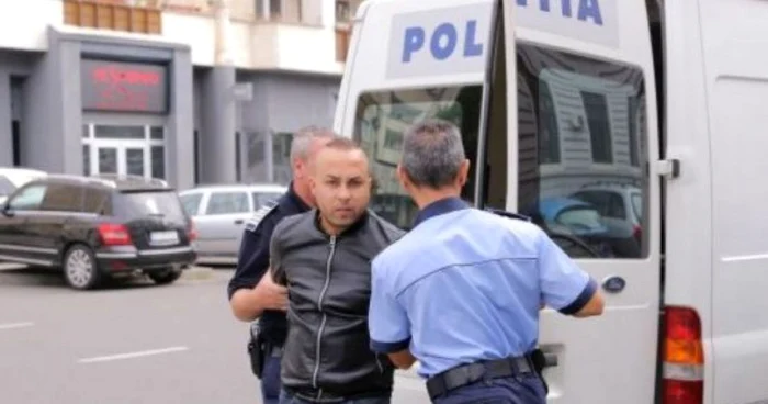 Adrian Grigore a jefuit şi o sală de jocuri cu puţin timp înainte de incidentul cu poliţistul