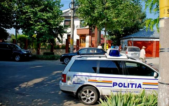 Poliţia trece zilnic pe la vila lui Stancu de pe Str. Rahovei  FOTO Florentin Coman