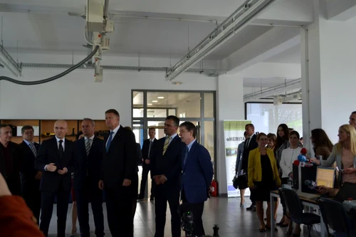 Klaus Iohanis la Institutul de Cercetare al Universităţii Transilvania. FOTOSimona Suciu