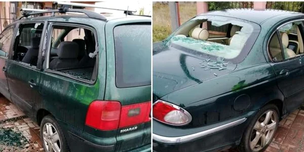 Maşinile vandalizate la Arad FOTO Adrian Ţolea Facebook