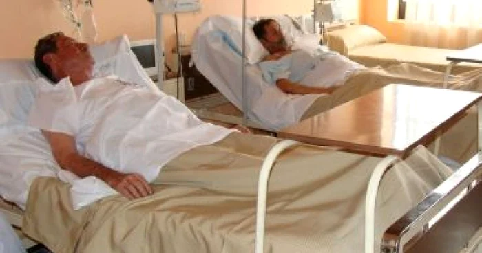 În ultimele 48 de ore au mai apărut şase cazuri noi de gripă porcină, toţi pacienţii fiind din Piatra Neamţ