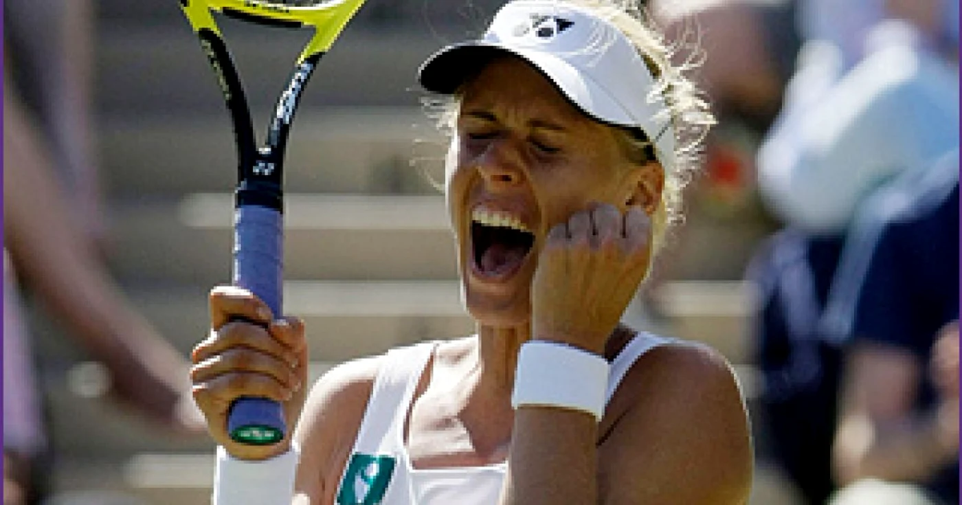 TENIS: Elena Dementieva, a patra favorită a turneului, învinsă în turul doi