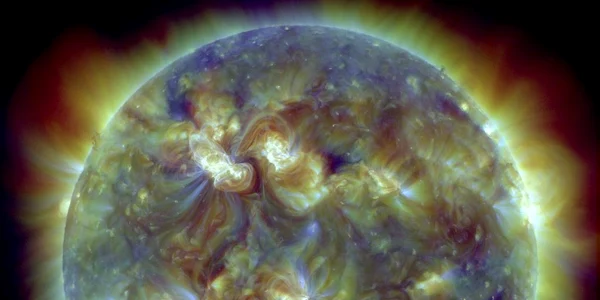 Furtuna solară a lovit Pământul în dimineaţa aceasta, la ora 6