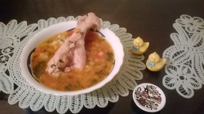 
    Ciorbă din aripi de curcan  