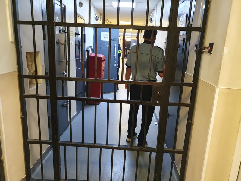 Irlandez arestat în București după ce și-a înjunghiat un conațional. Ce mesaj transmite Poliția turiștilor străini