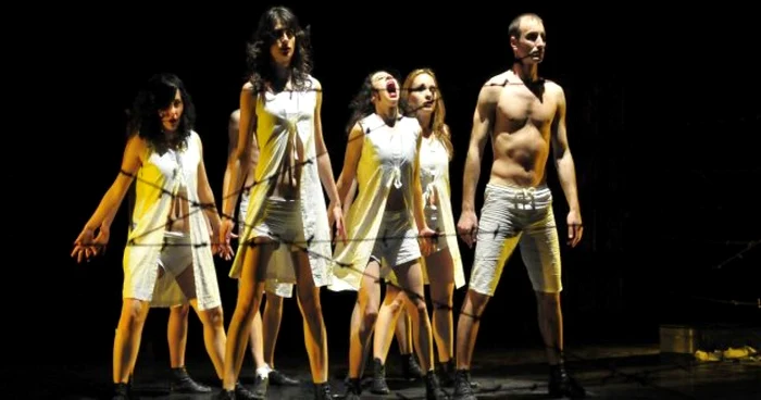 Spectacolul are loc la Facultatea de Inginerie