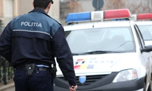Iaşi: Poliţist bătut în timpul misiunii