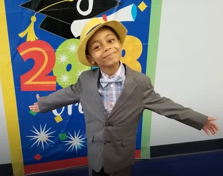 David face sport și cântă la pian(foto: Captură video)