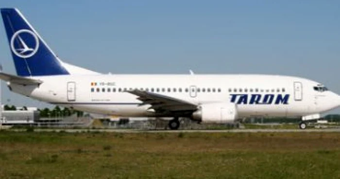 Flutur i-a reclamat lui Berceanu calitatea serviciilor Tarom, după anularea unei curse