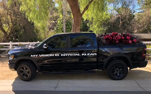 Camioneta de flori