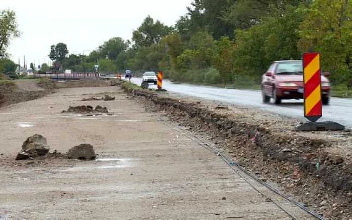 Centura Târgoviştei este un proiect accesat pe POR 2007-2013, axa prioritară 2, îmbunătăţirea infrastructuri de tranport regionale şi locale