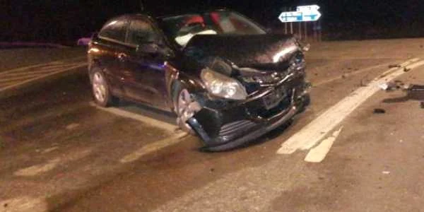 Accident pe DN 1 la intersecţia spre Şelimbăr - Sibiu - trei maşini implicate şi o victimă Foto sibiuindependent ro