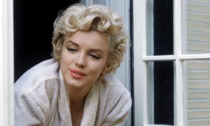1 marilyn bun png png