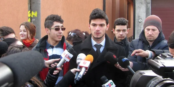 Plângere penală depusă la DNA de Asociaţia Elevilor din Constanţa la adresa primarului Radu Mazăre