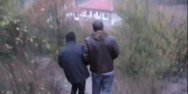 Reţinut iniţial pentru 24 de ore, tănărul este acum cercetat în libertate pentru viol