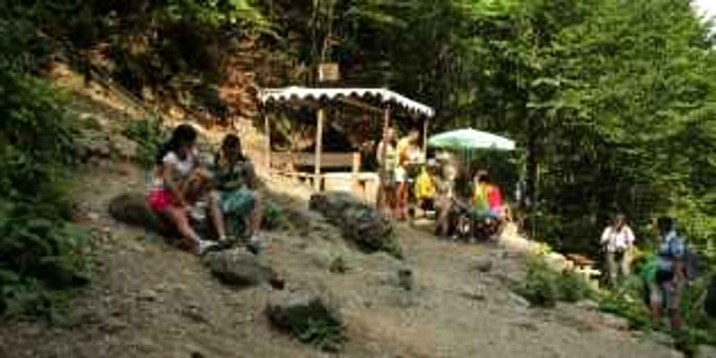 Perioada Rusaliilor este perfectă pentru o mini-vacanţă FOTO Adevărul