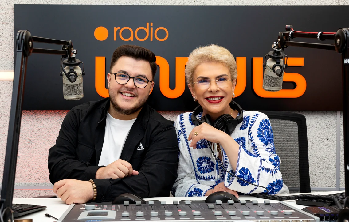 Teo si Mihai Hinda fac emisiunea Bară la Bară, la Radio Impuls Sursa Kanal D 