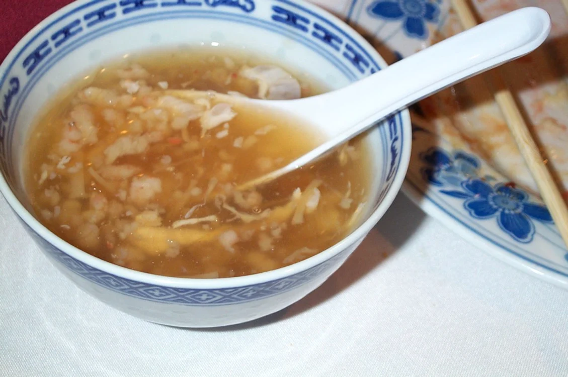 Supa din cuib de păsări o găsim în bucătăria asiatică 