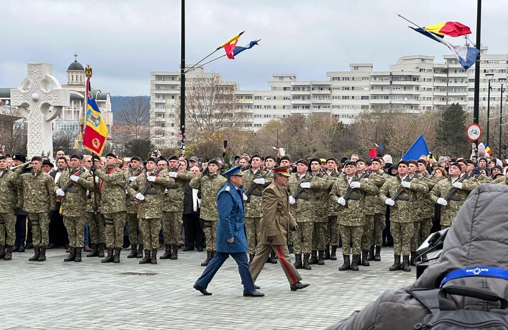 Ziua Națională la Alba Iulia: Ceremonii militare și demonstrație de forță a liderilor suveraniști