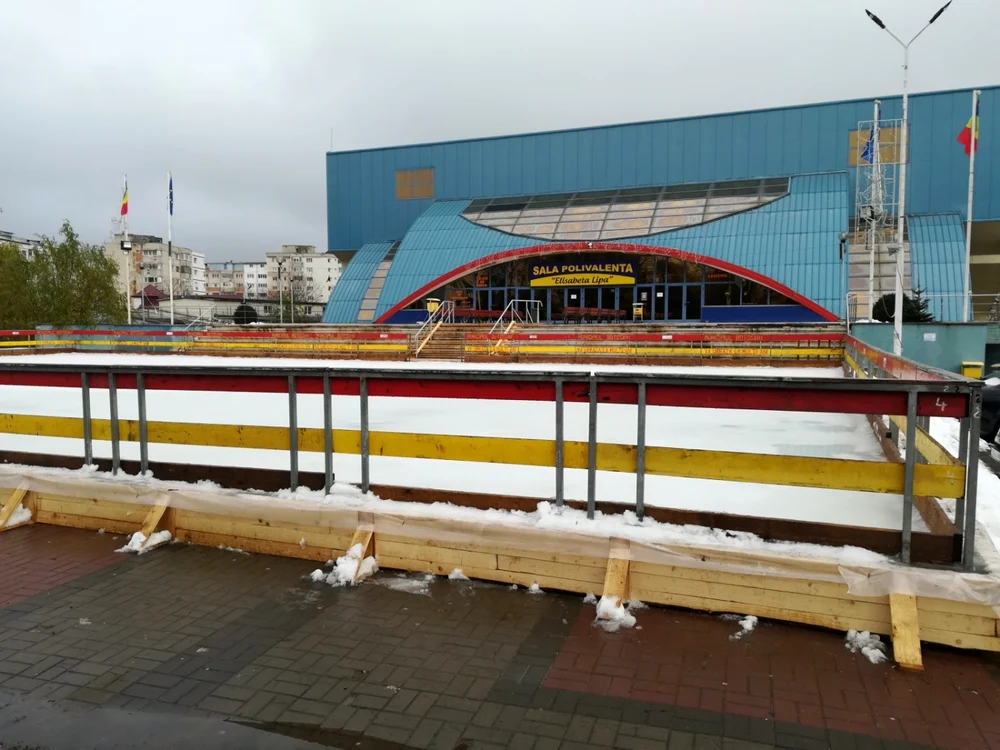 Patinoarul ce urmează să fie supravegheat de salvamar FOTO Cosmin Zamfirache