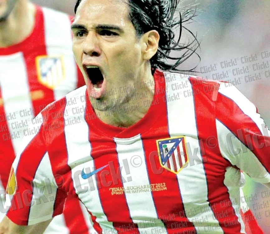 
    Falcao a fost desemnat cel  mai bun jucător al finalei,  el marcând primele două  goluri ale formaţiei sale  