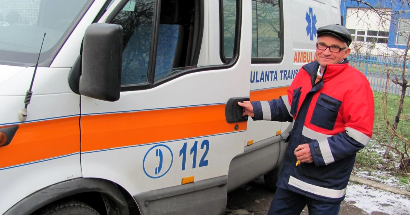 Simion Trandafir lucrează pe Ambulanţă de peste trei decenii