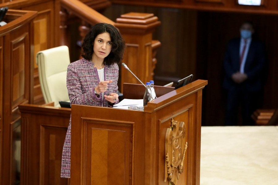 Proiect: Membrii partidelor scoase în afara legii nu pot participa la alegerile din Republica Moldova