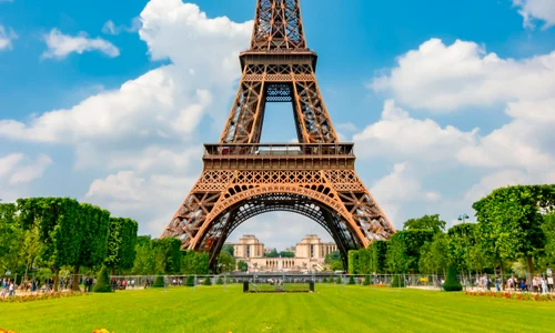 turnul eiffel shutterstock jpg