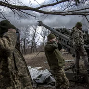 Razboi in Ucraina  Militari ucraineni in Bahmut FOTO Profimedia jpg