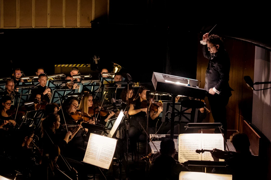 Orchestra Operei Naționale București, dirijor Daniel Jinga