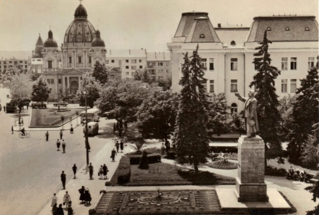 Piaţa Victoriei în anii 50