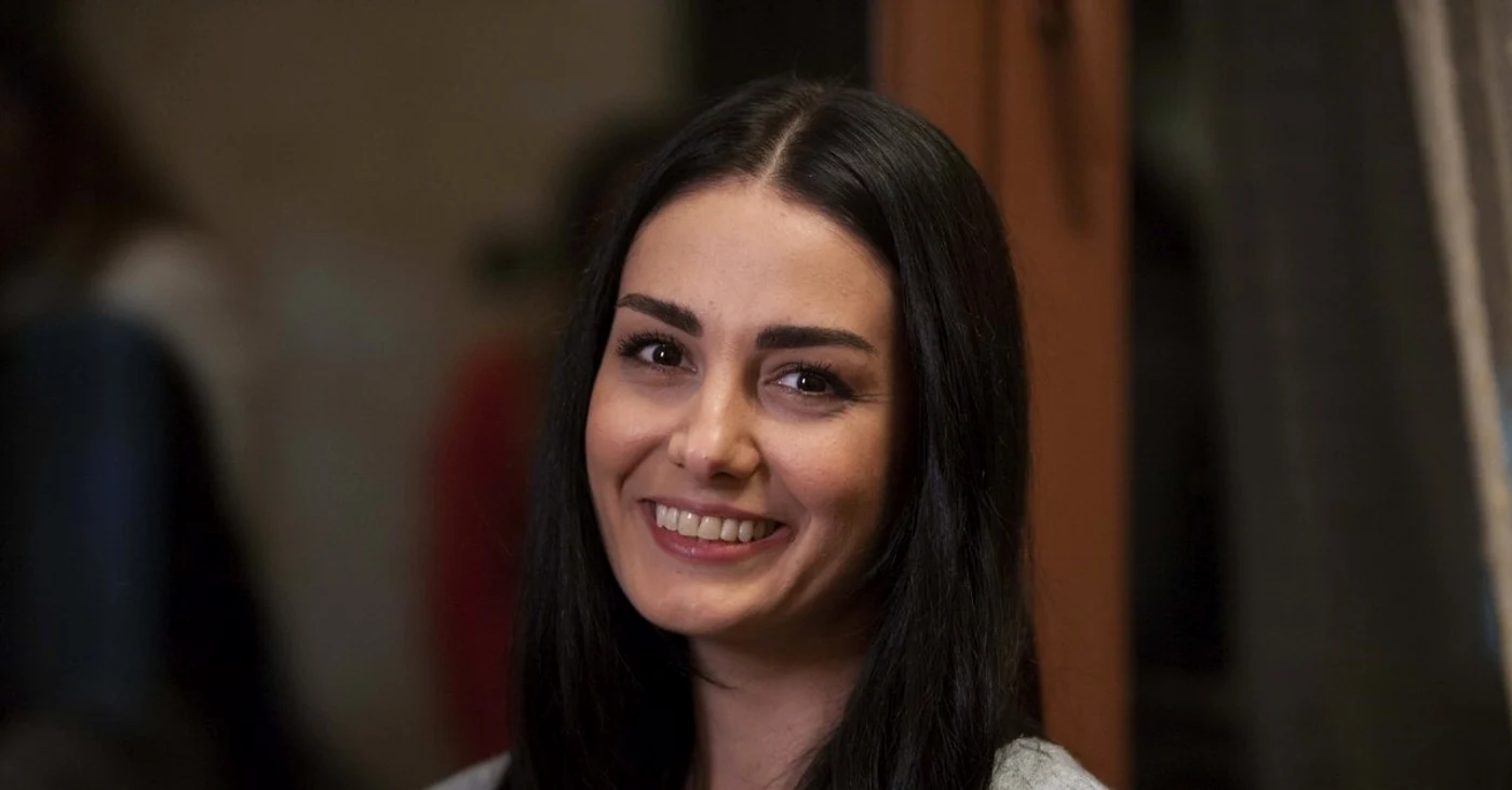 Ozlem Yilmaz, pe vremea când era protagonista serialului „Inima nu respecta reguli“ Foto: Facebook 