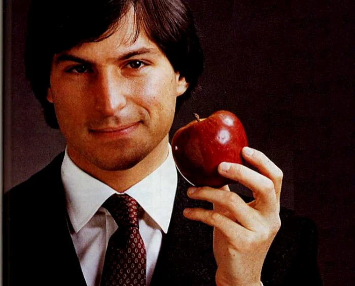 Viaţa lui Steve Jobs în imagini: la 21 de ani