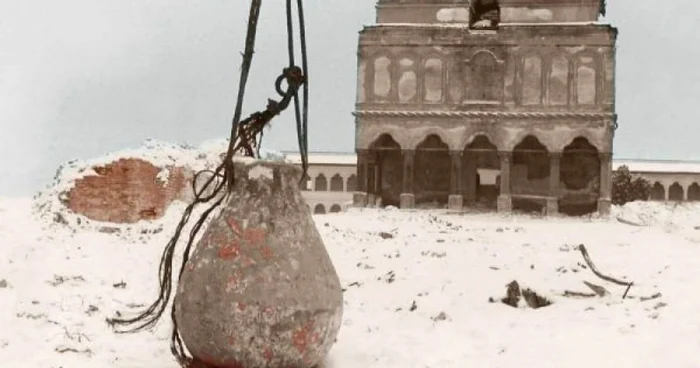 Ruina acestei biserici.